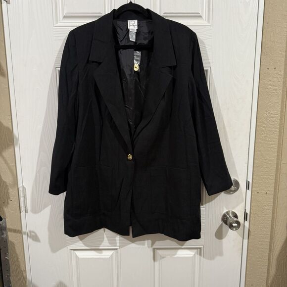 Roaman’s Women’s Black Blazer With Gold Button. NWOT 18w - Picture 1 of 4